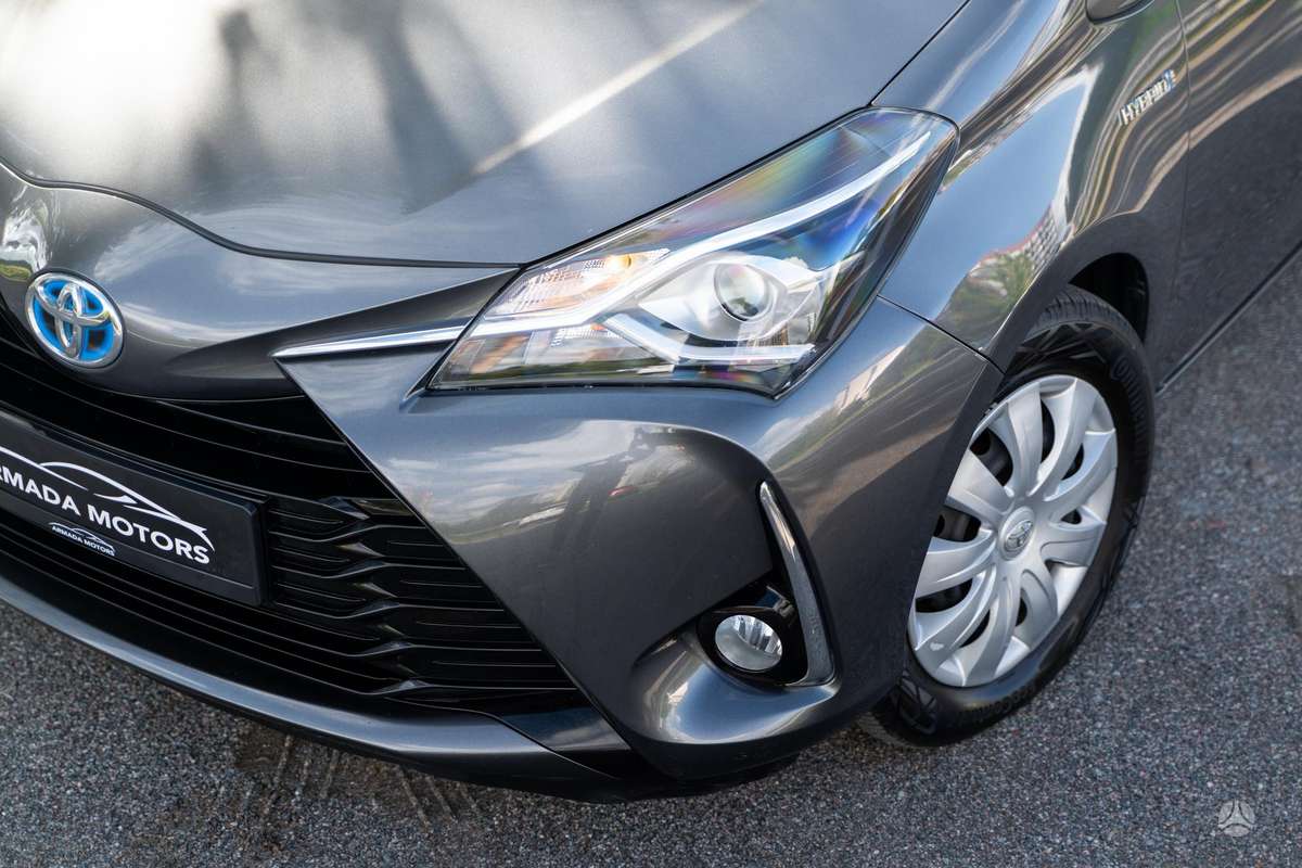 Toyota Yaris - 7