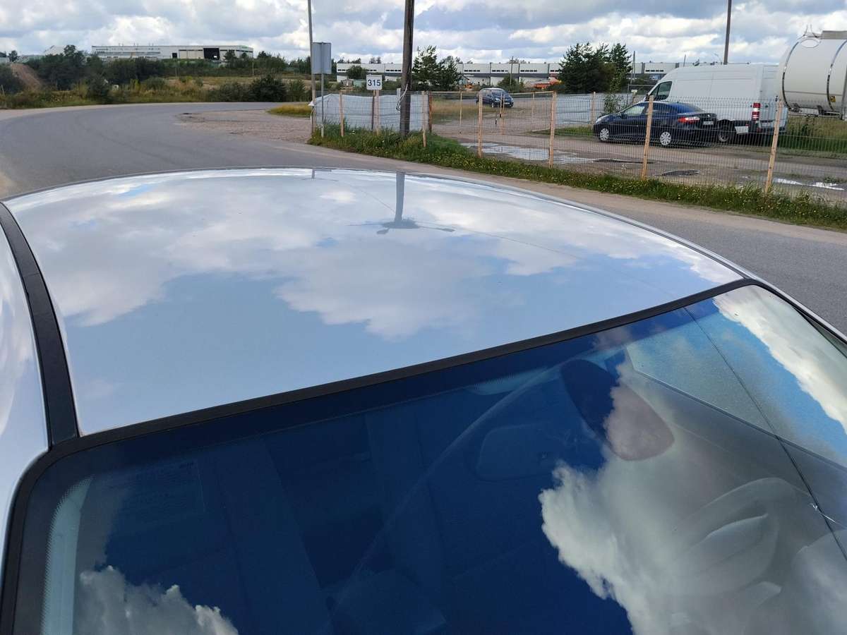 BMW 318, 2.0 l., Седан