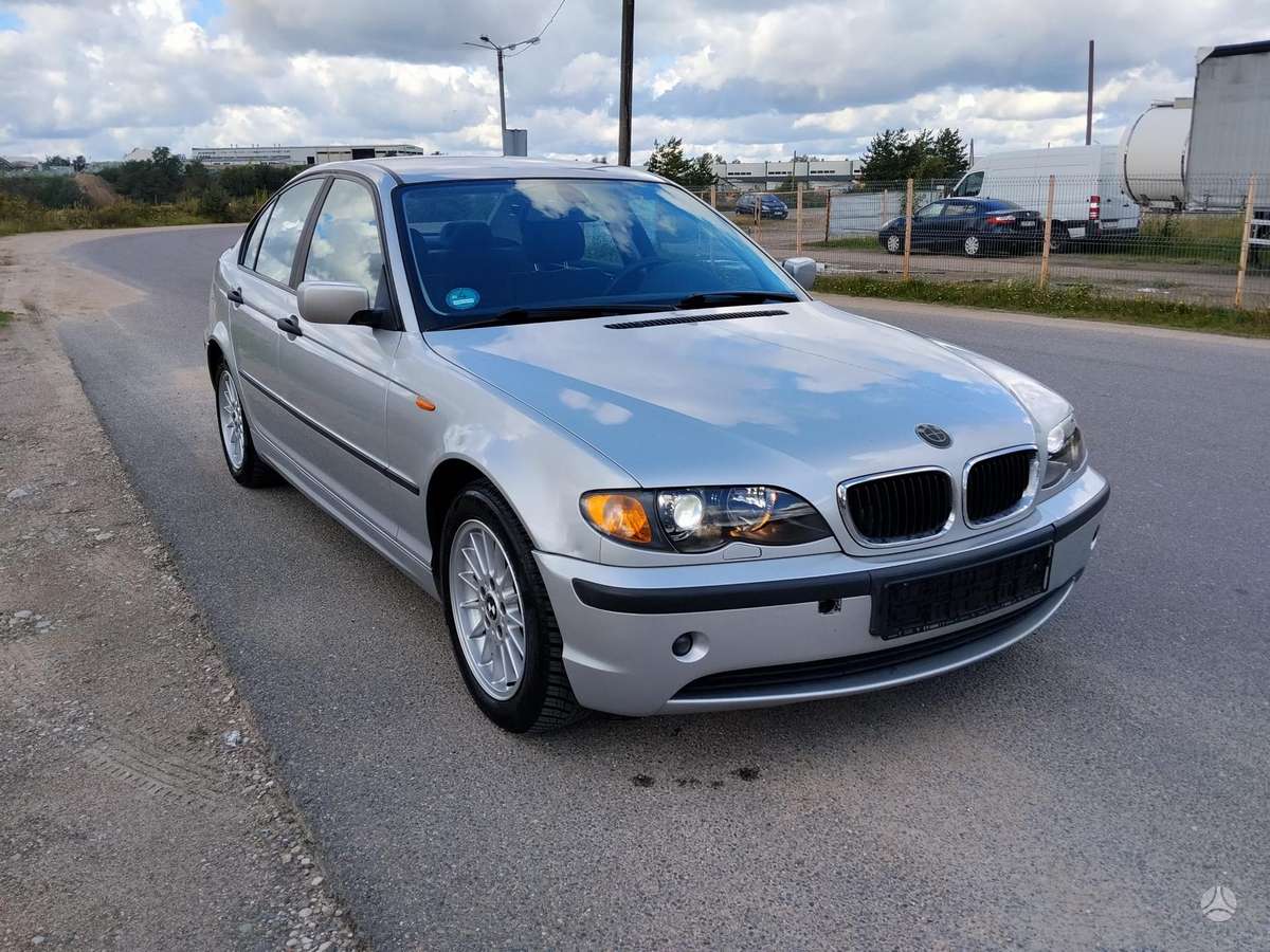 BMW 318, 2.0 l., Седан