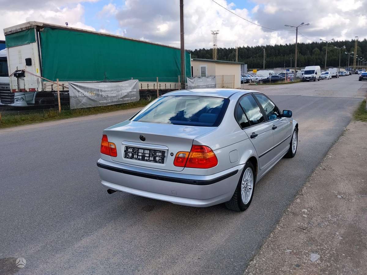 BMW 318, 2.0 l., Седан