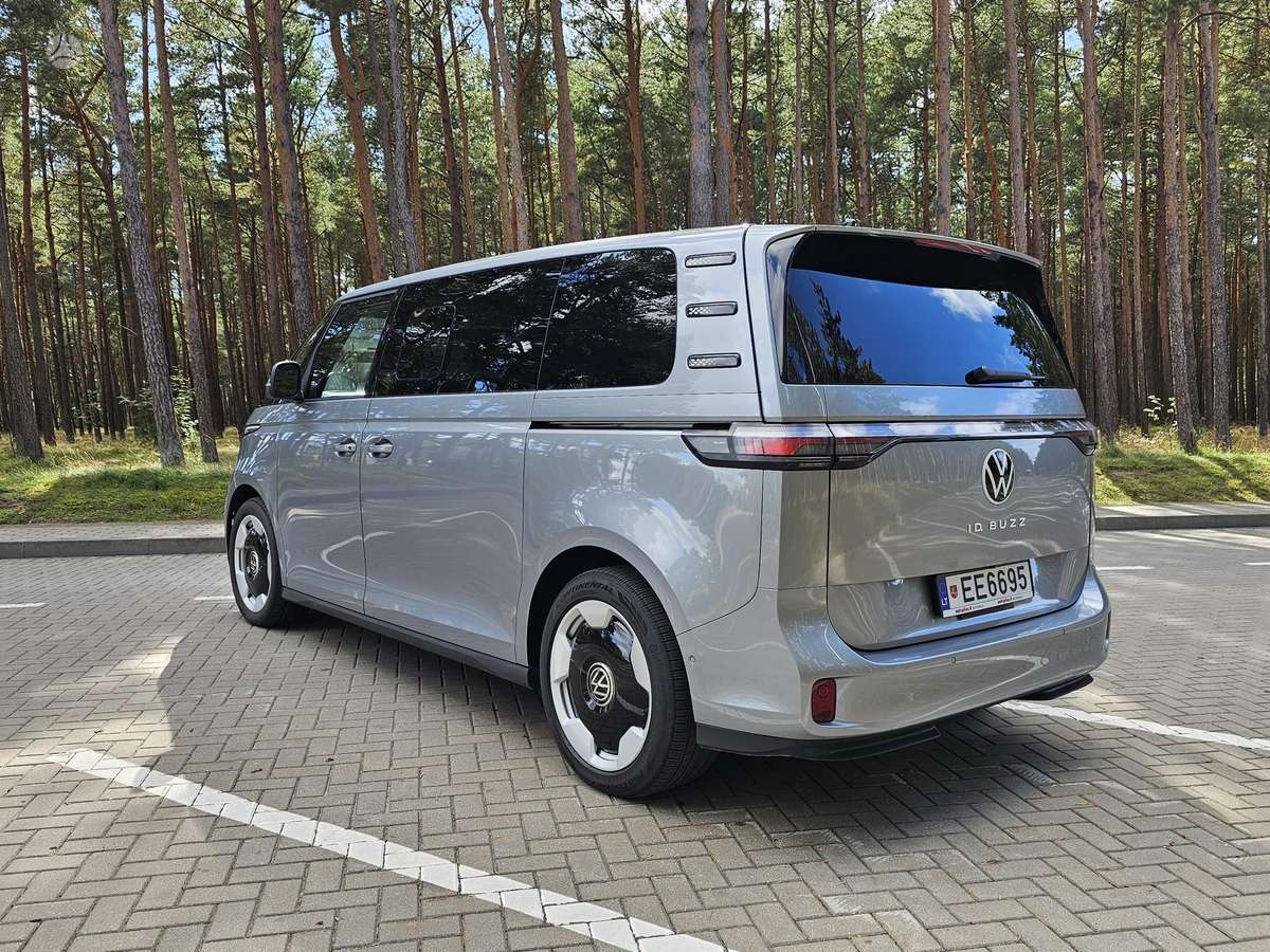Volkswagen ID.Buzz - 5