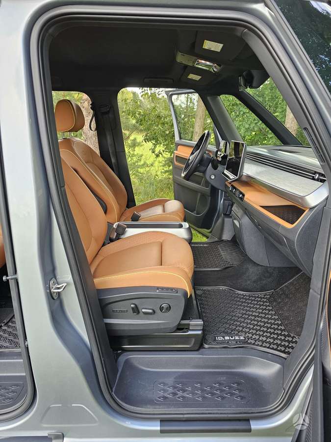 Volkswagen ID.Buzz - 12