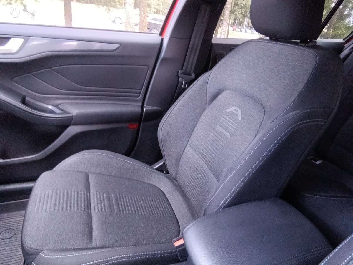 Ford Focus, 1.0 l., Универсал