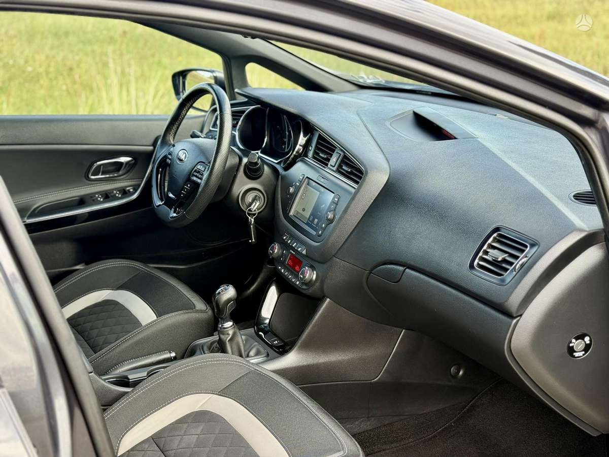 Kia Ceed, 1.6 l., Универсал