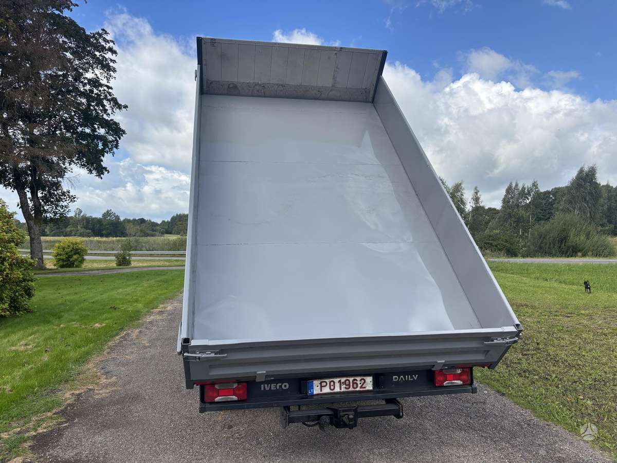 Iveco Daily, savivarčiai su kranu
