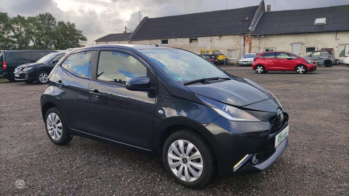 Toyota Aygo, 1.0 l., hatchback