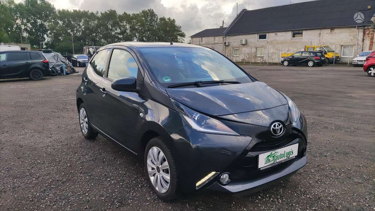 Toyota Aygo, 1.0 l., hatchback