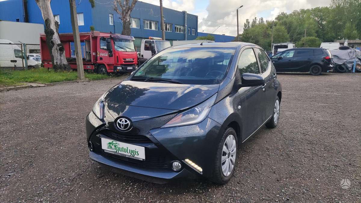 Toyota Aygo, 1.0 l., hatchback