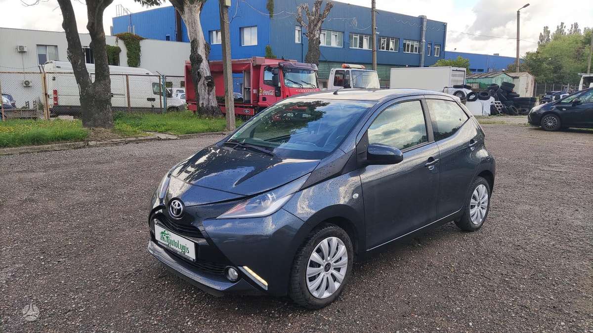 Toyota Aygo, 1.0 l., hatchback