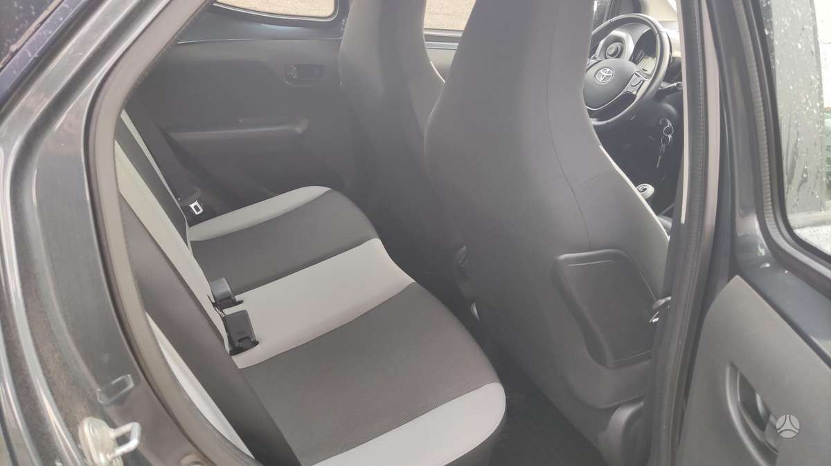 Toyota Aygo, 1.0 l., hatchback