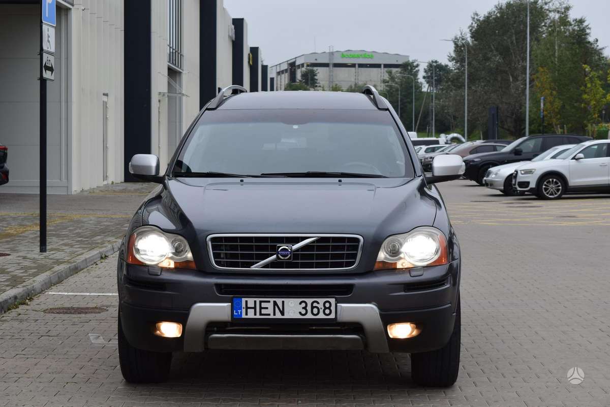 Volvo XC90 - 2