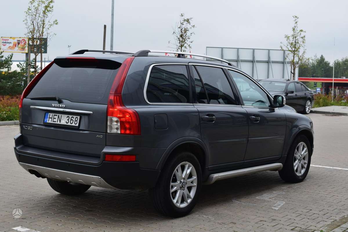 Volvo XC90 - 4