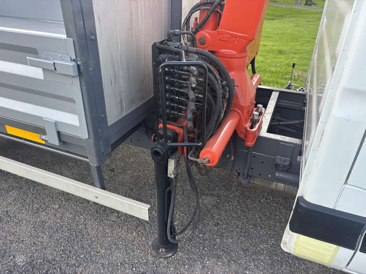 Iveco Daily, savivarčiai su kranu