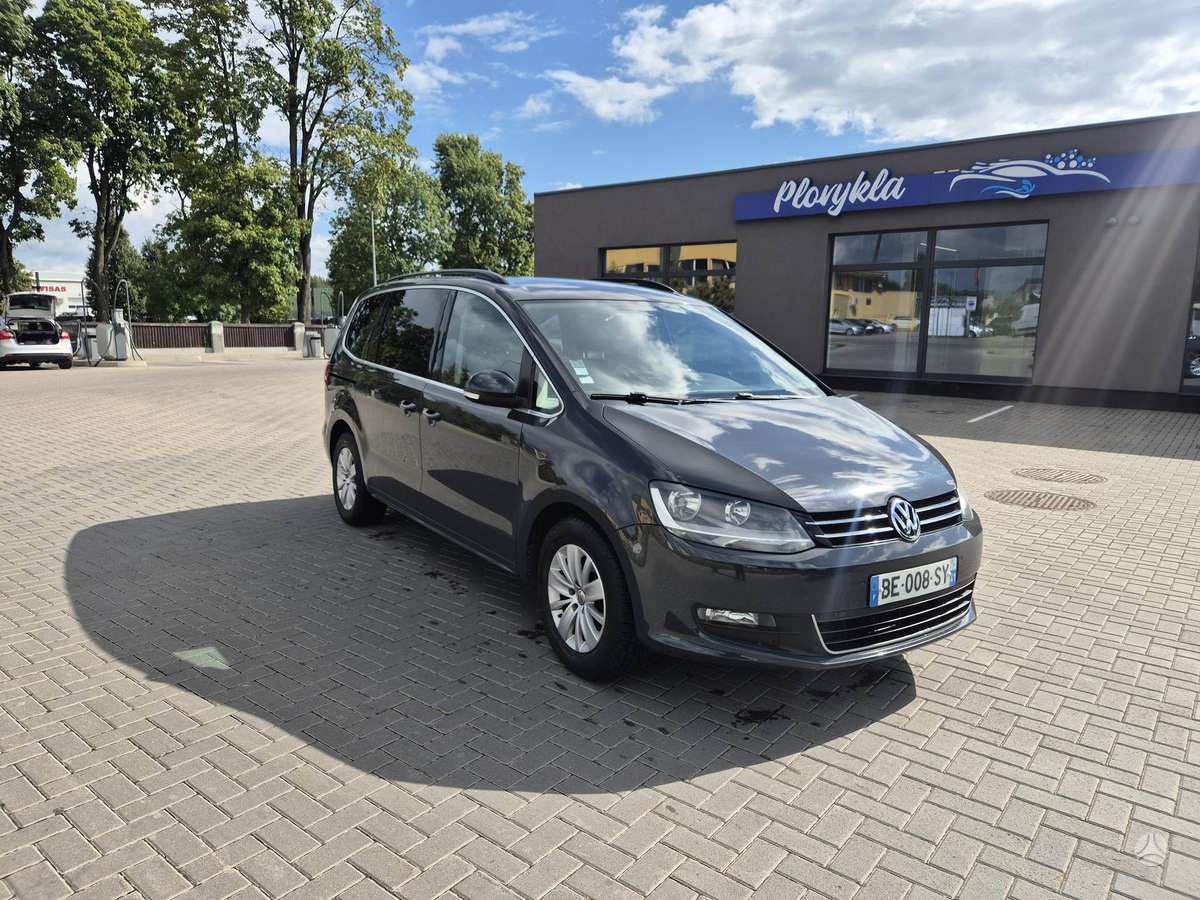 Volkswagen Sharan - 1