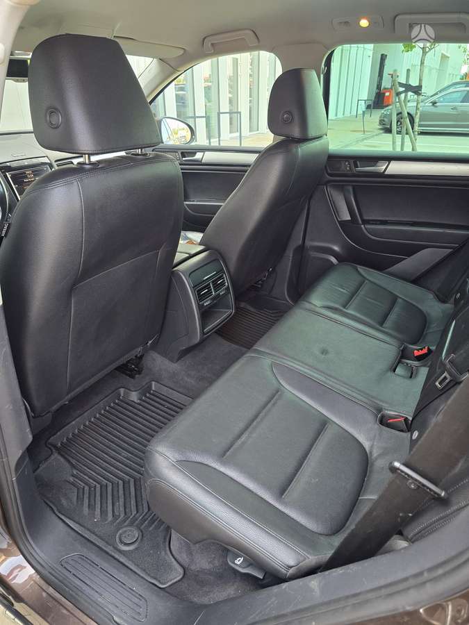 Volkswagen Touareg - 8