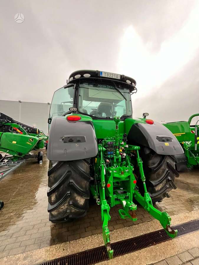 John Deere 8370R, traktoriai