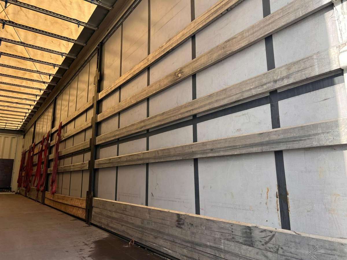 Krone SDP Lifting axle, užuolaidinės / tentinės