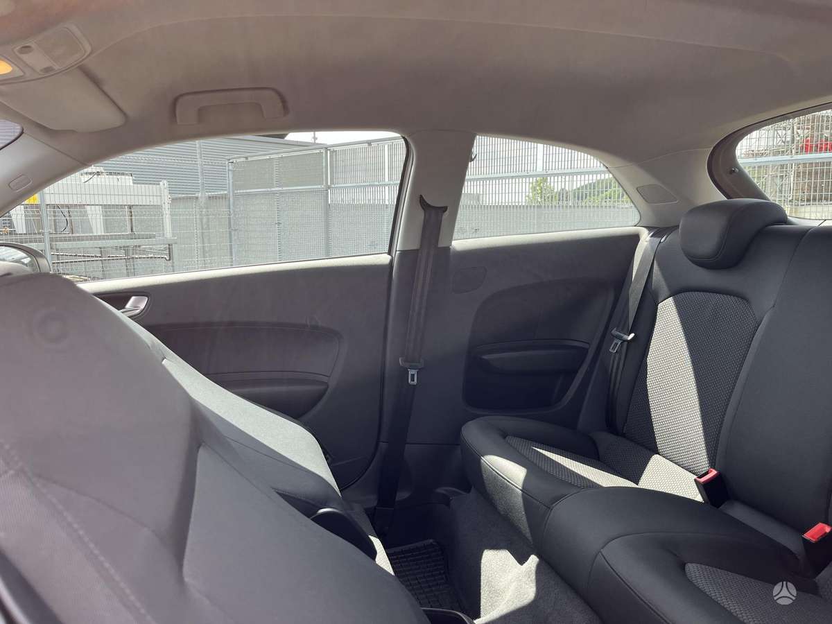 Audi A1, 1.2 l., Хэтчбек