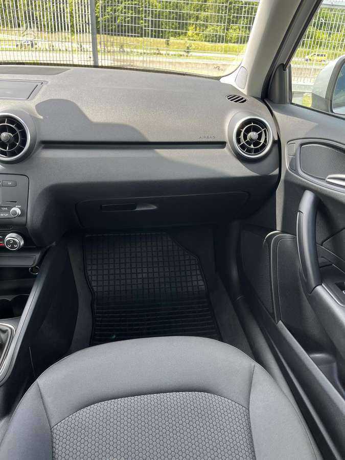 Audi A1, 1.2 l., Хэтчбек