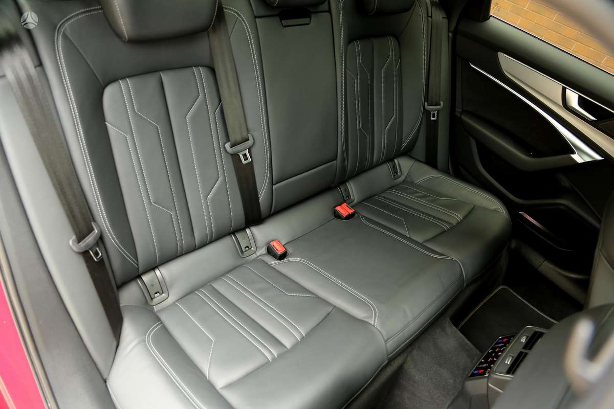 Audi A6, 2.0 l., Универсал