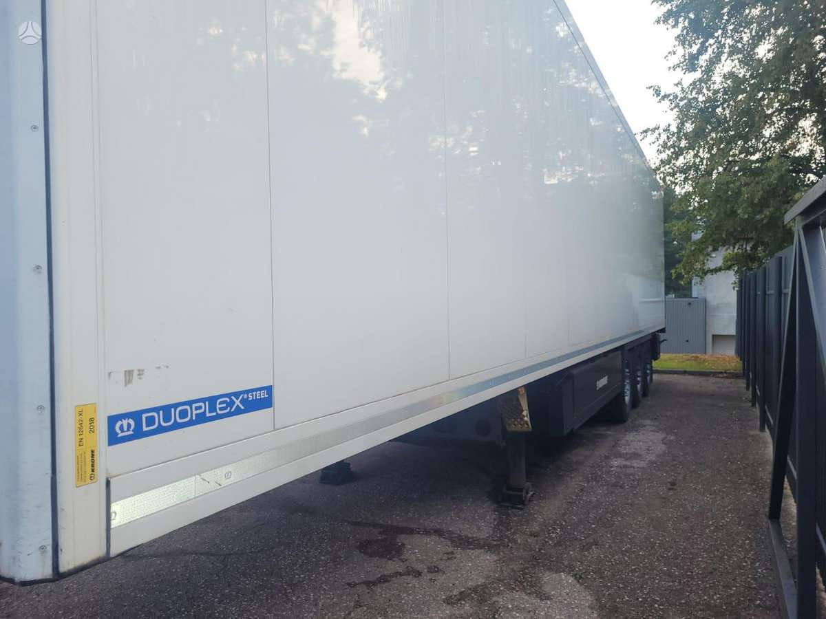 Krone SD/DA04CLNF/1227XBN1, refrigerated