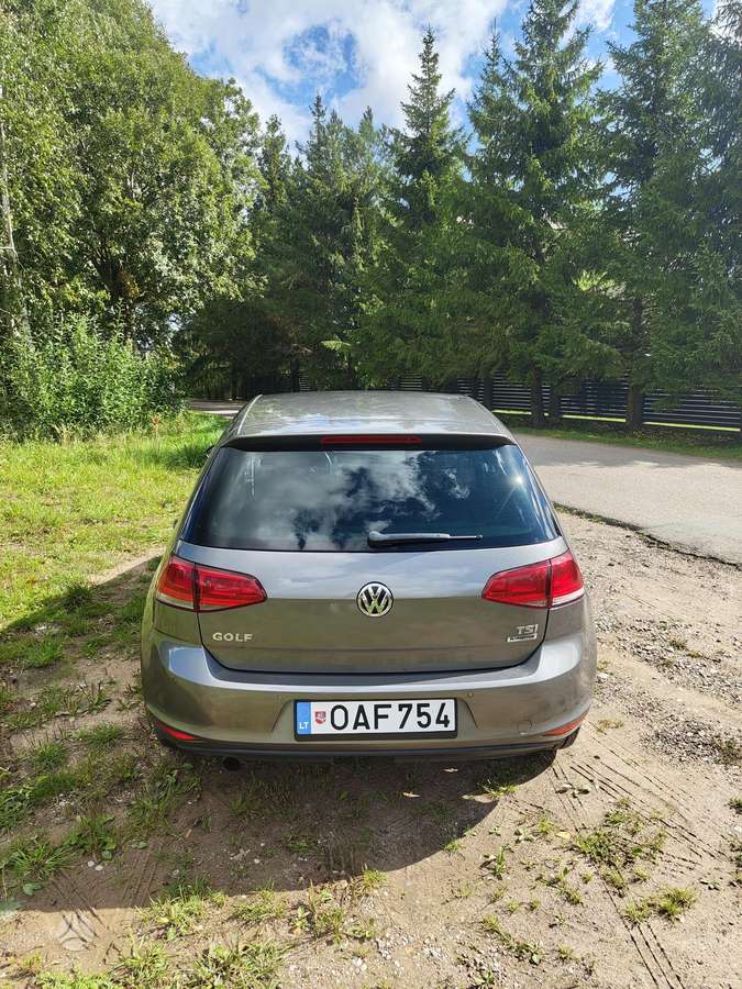 Volkswagen Golf, 1.2 l., Хэтчбек
