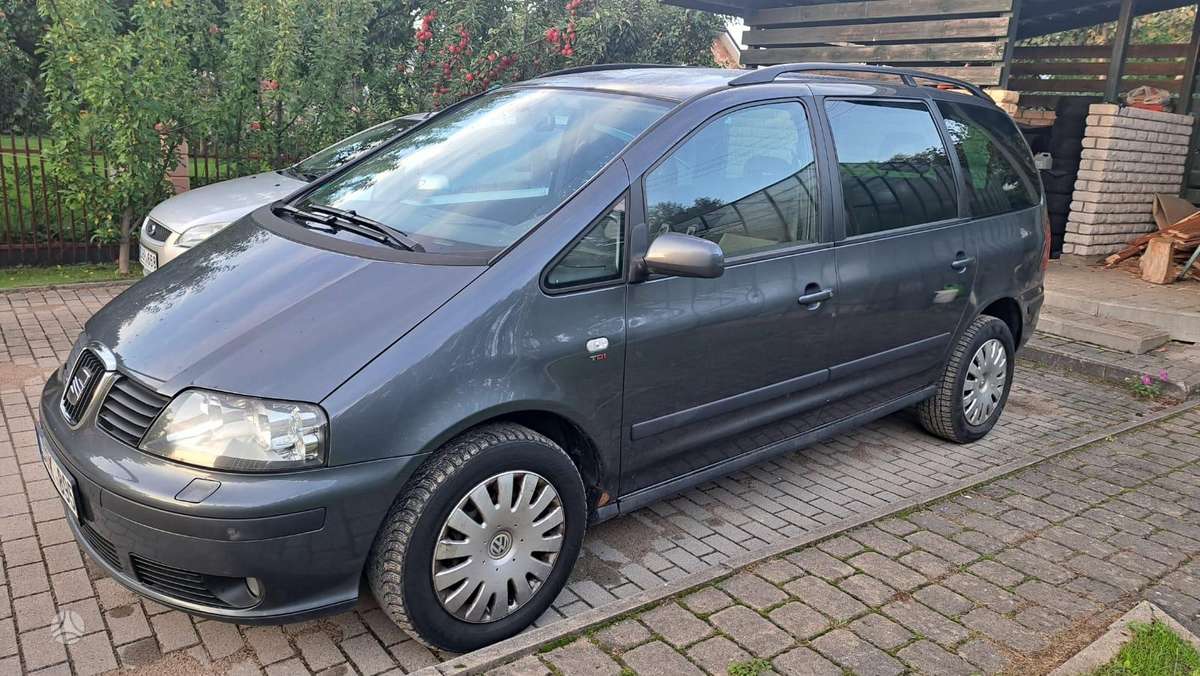 SEAT Alhambra - 1