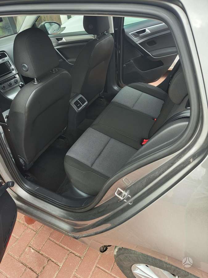 Volkswagen Golf, 1.2 l., hatchback