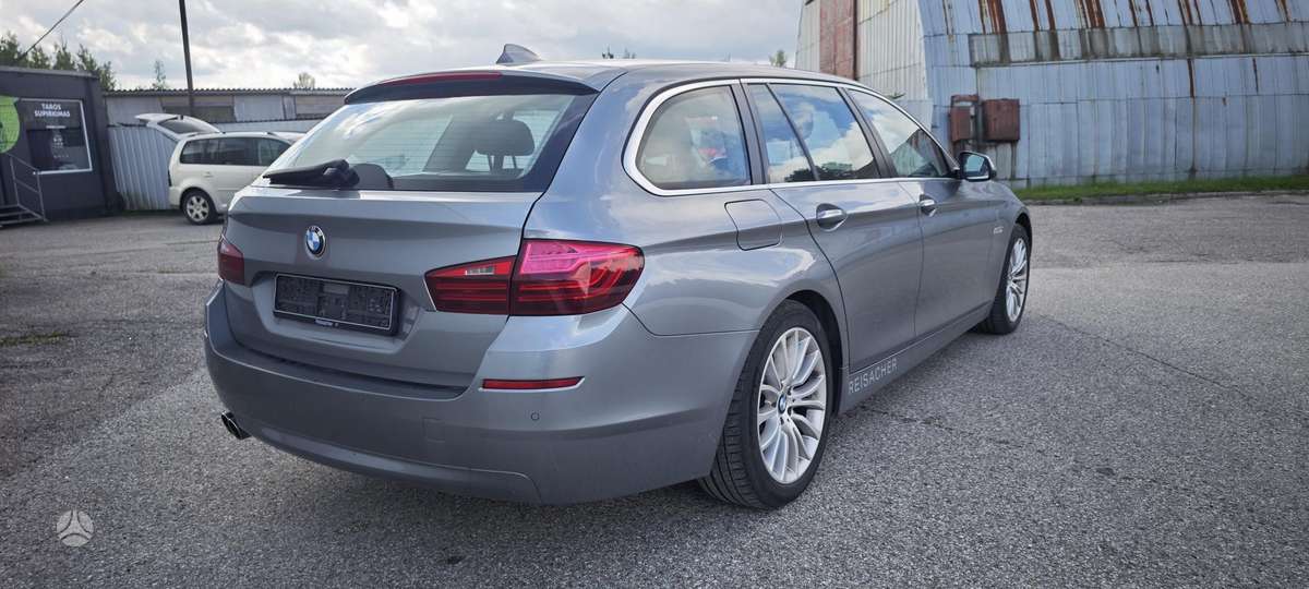 BMW 520, 2.0 l., wagon