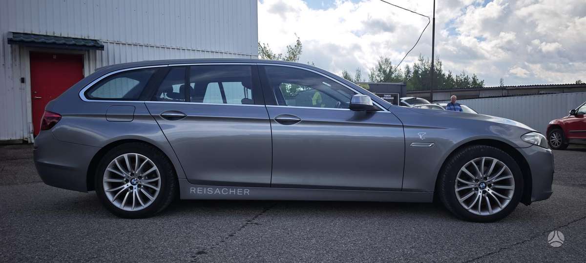 BMW 520, 2.0 l., wagon