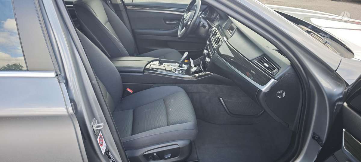 BMW 520, 2.0 l., universalas