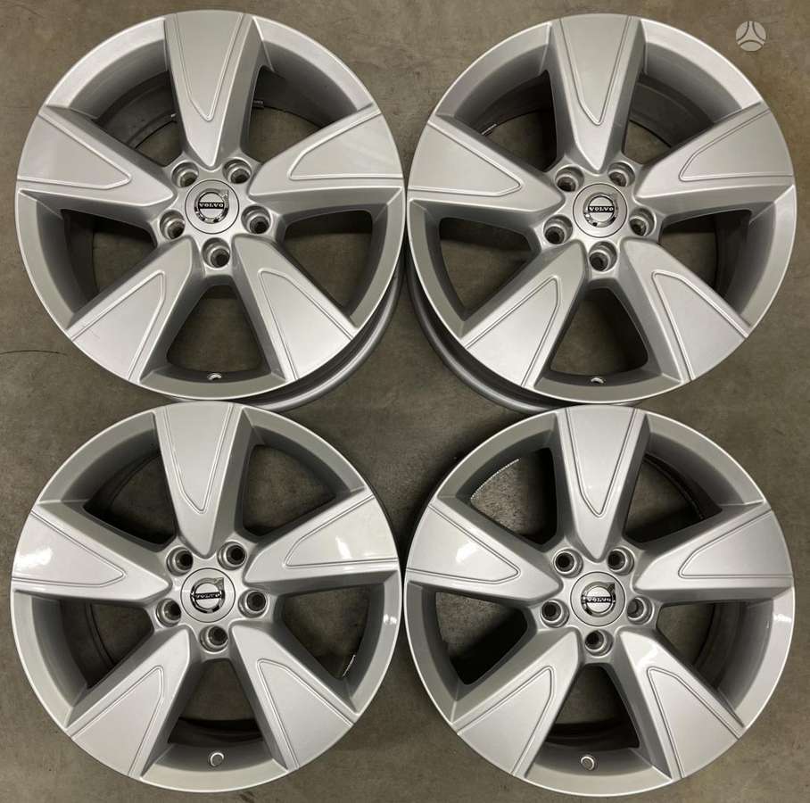 Volvo, light alloy, R17