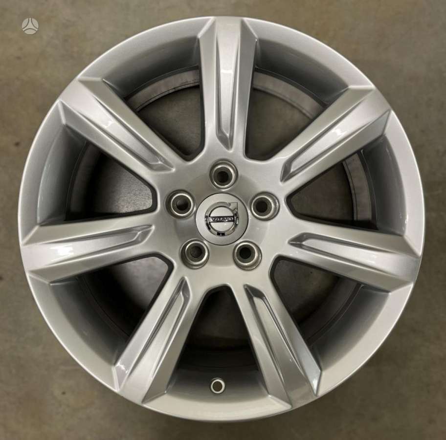 Volvo, light alloy, R17