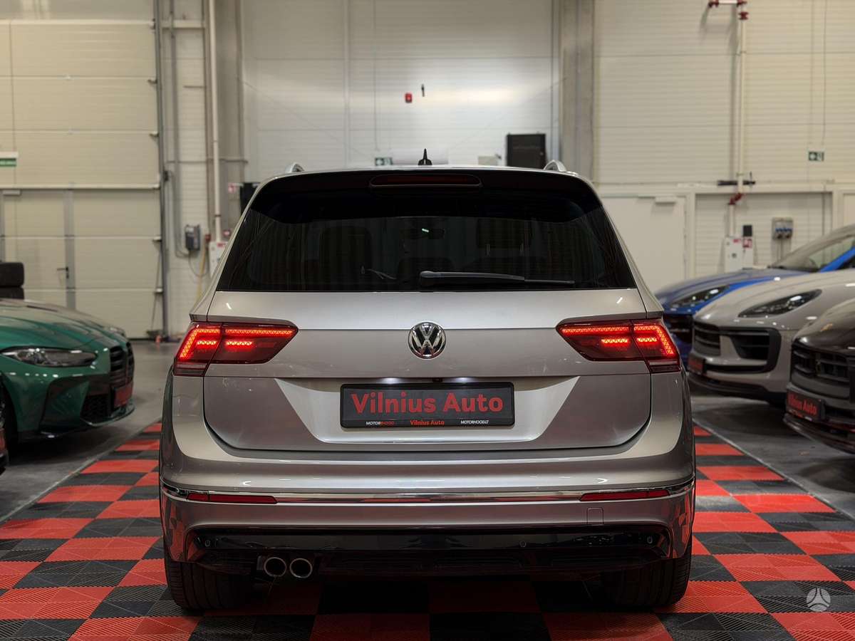 Volkswagen Tiguan - 5