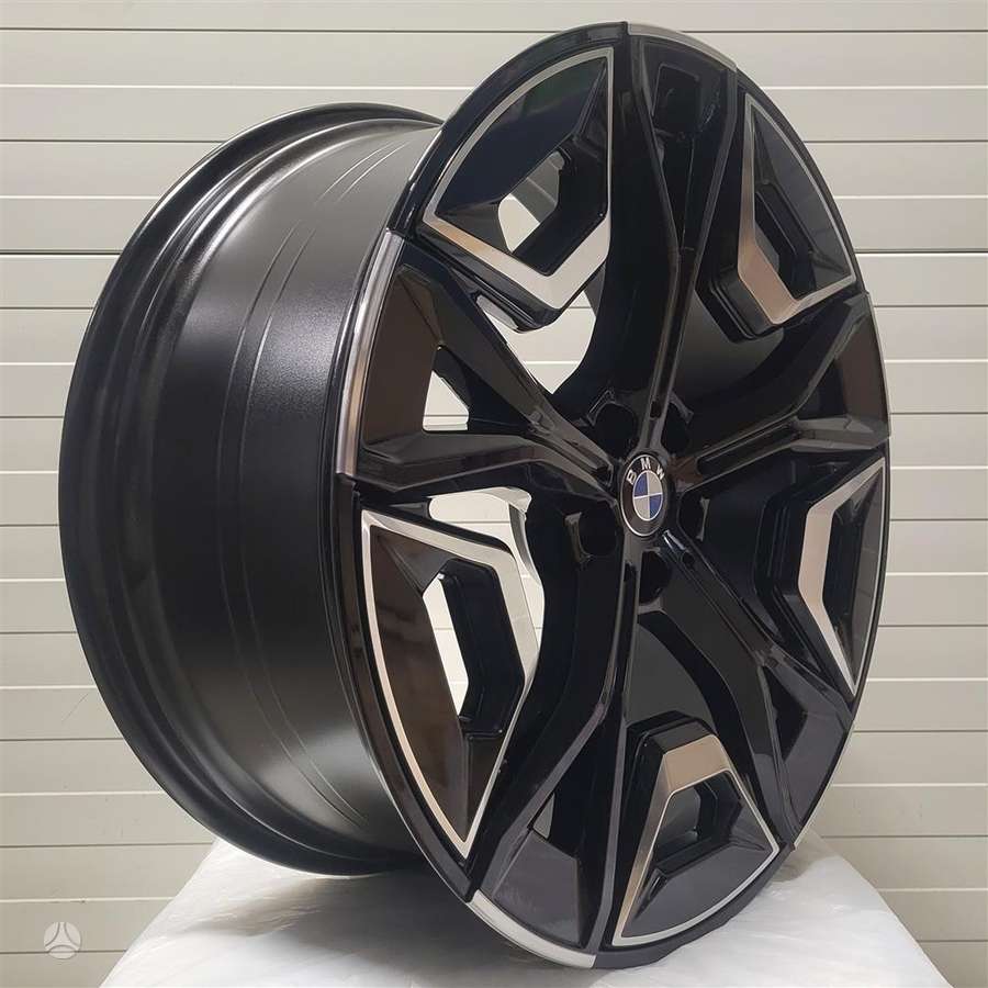 BMW, lengvojo lydinio, R22