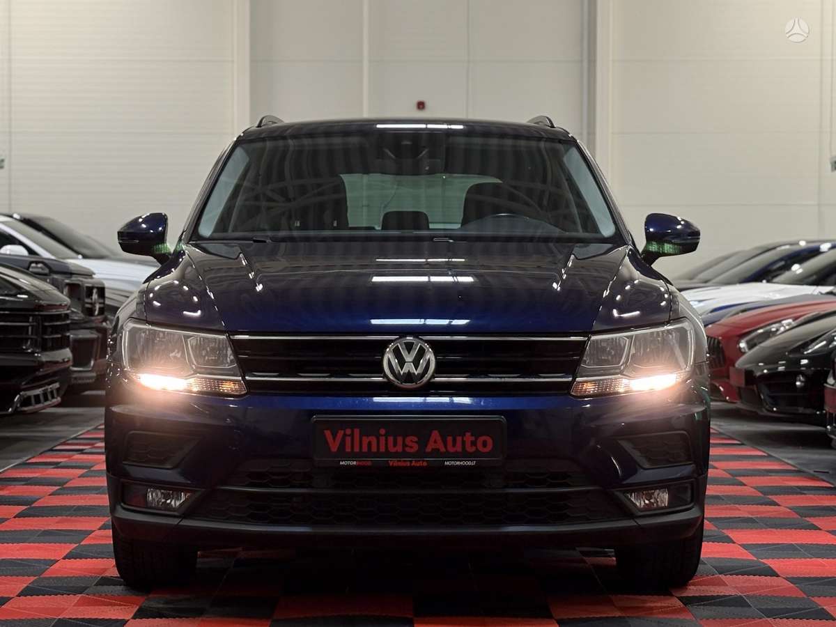 Volkswagen Tiguan - 2