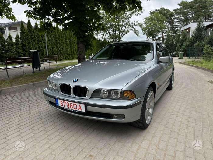 BMW 520, 2.0 l., Седан