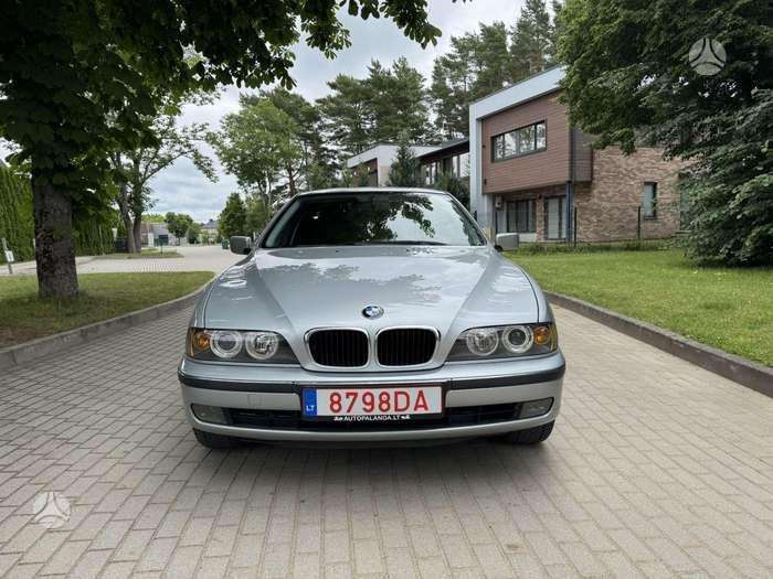 BMW 520, 2.0 l., Седан