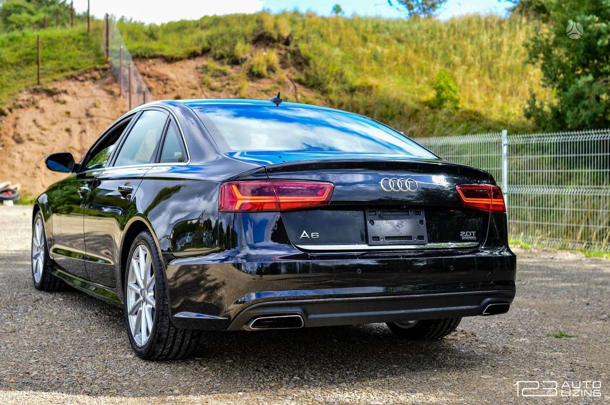 Audi A6, 2.0 l., Седан