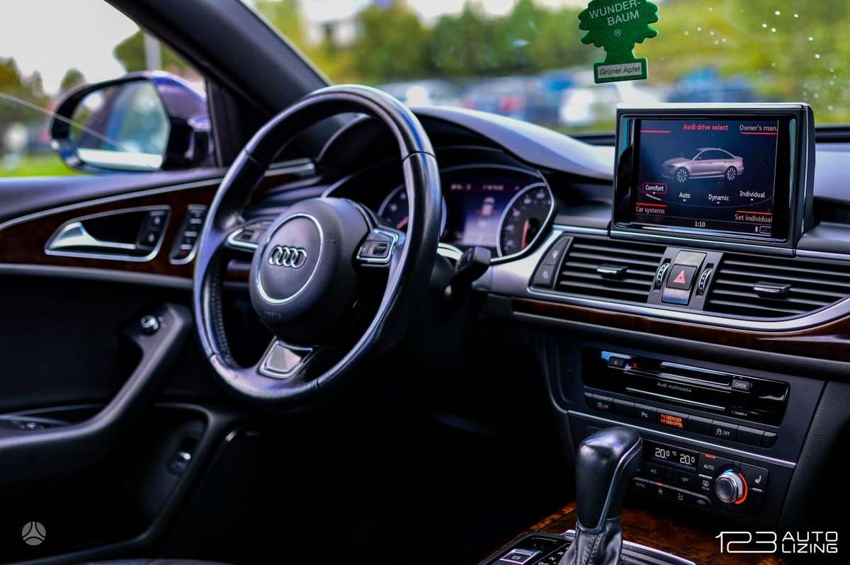 Audi A6, 2.0 l., Седан