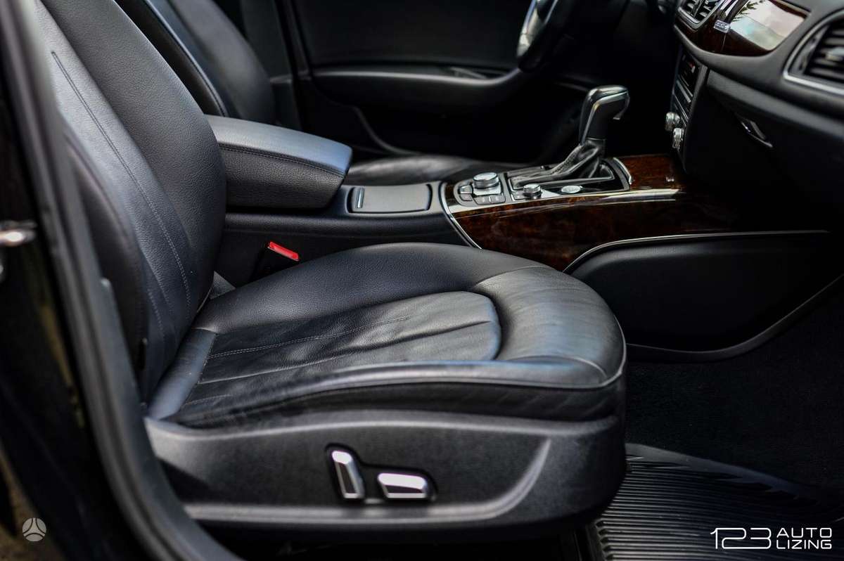 Audi A6, 2.0 l., saloon / sedan