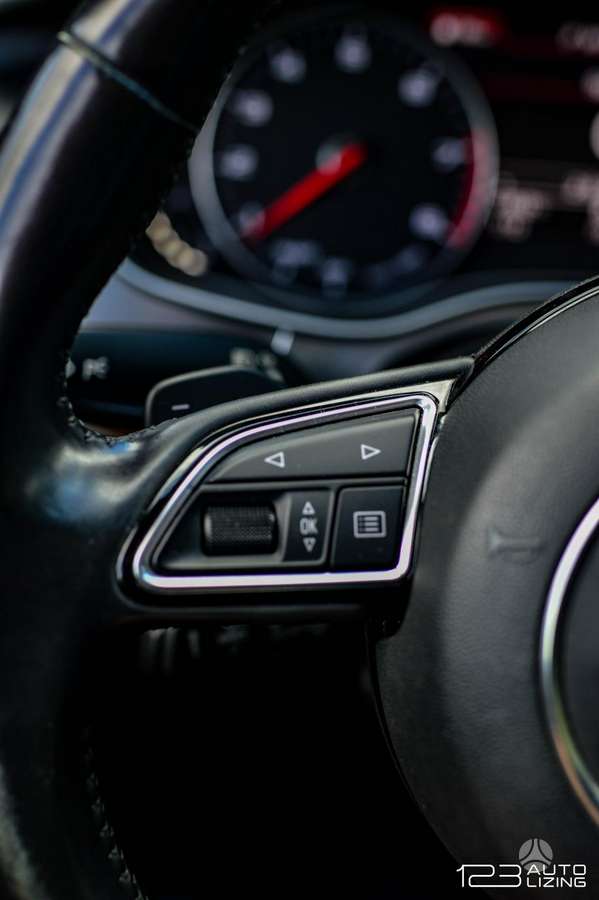 Audi A6, 2.0 l., Седан