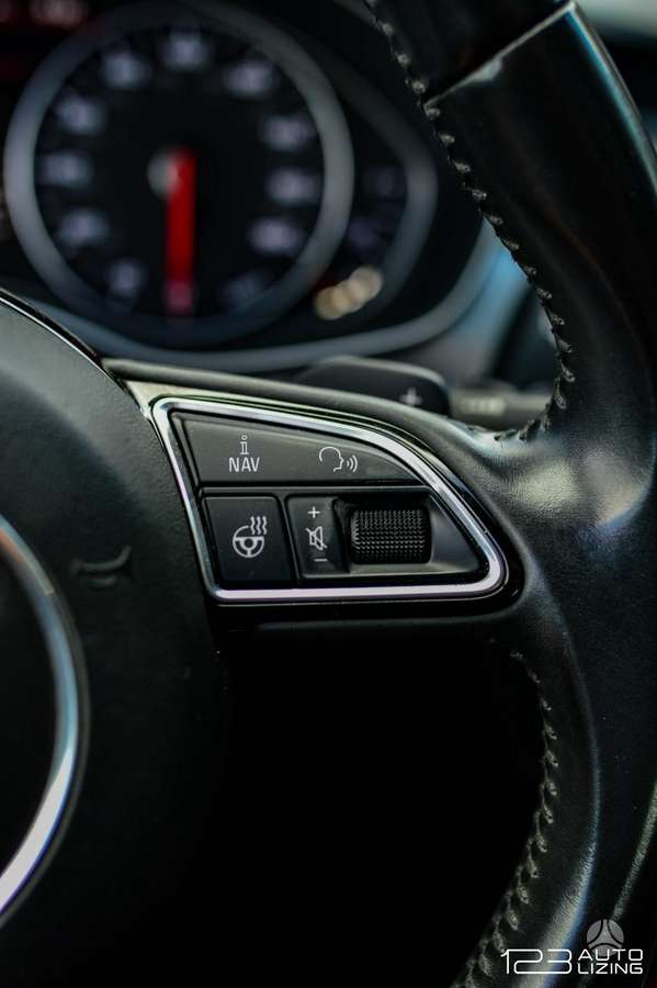 Audi A6, 2.0 l., Седан