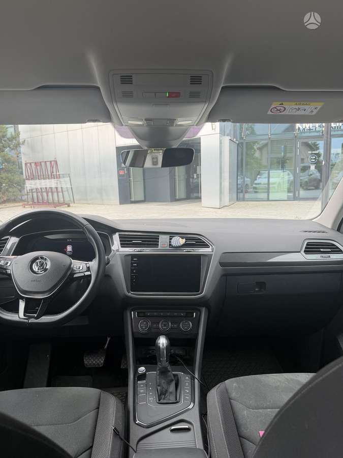 Volkswagen Tiguan - 7