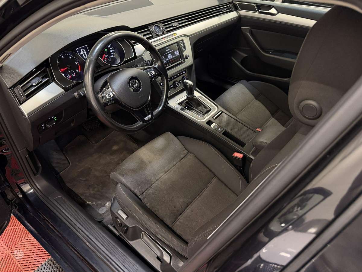 Volkswagen Passat, 2.0 l., Универсал