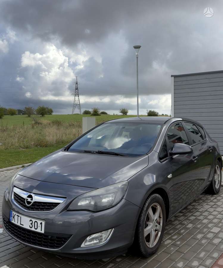 Opel Astra, 1.7 l., Хэтчбек