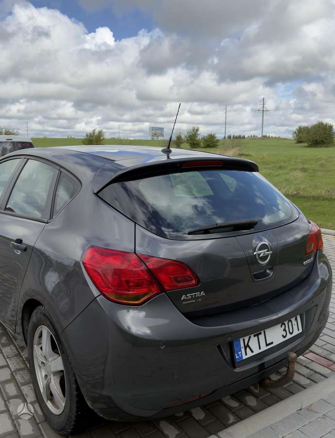 Opel Astra, 1.7 l., Хэтчбек