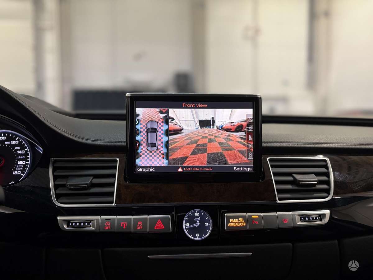 Audi A8 L, 4.0 l., Седан