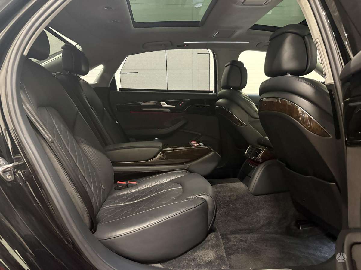 Audi A8 L, 4.0 l., Седан