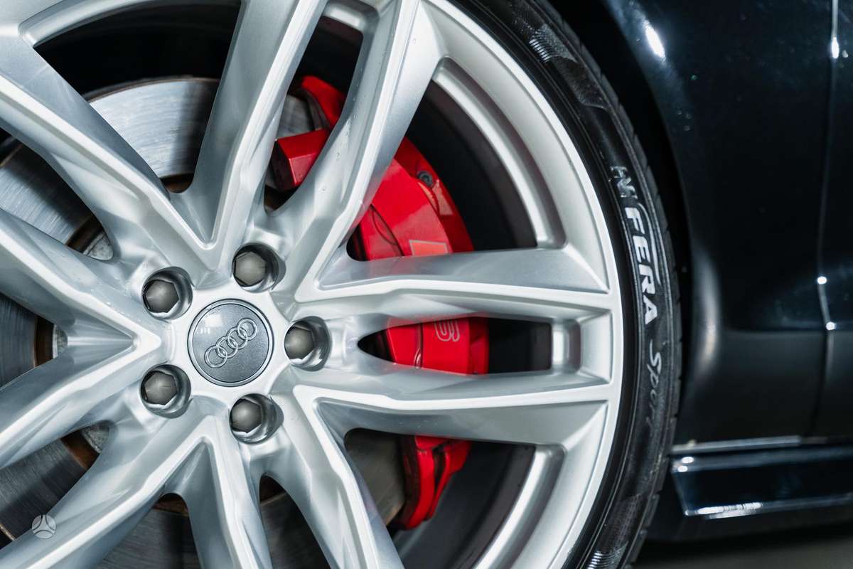 Audi S6, 4.0 l., Седан